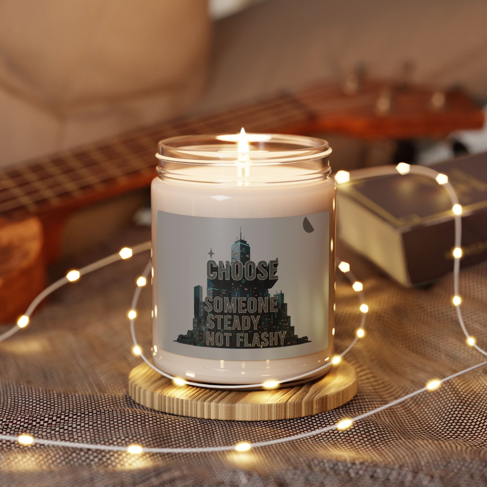 Neo‑Deco Chrome Geometry Candle.